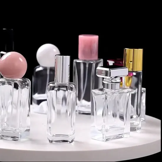 Bouteille en verre transparent