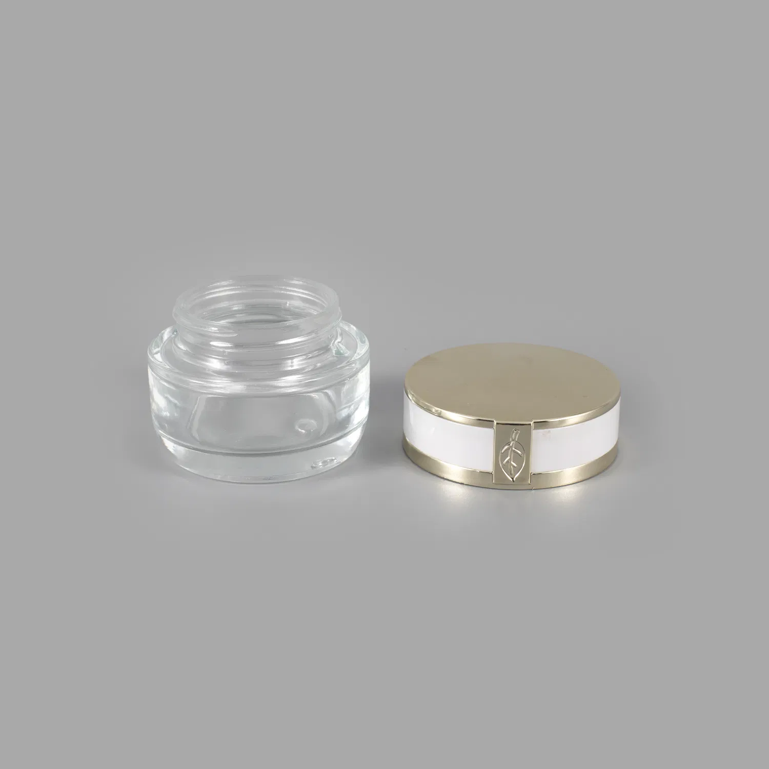 Bouteille en verre avec pompe, récipient carré vide pour fond de teint liquide givré, personnalisé, vente en gros, 15ml, 20ml, 30ml, 40ml